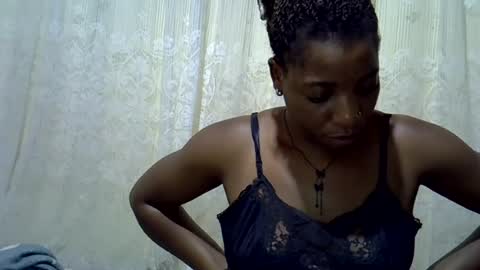 ebony_candy1998 online show from 07-12-26, 08:11