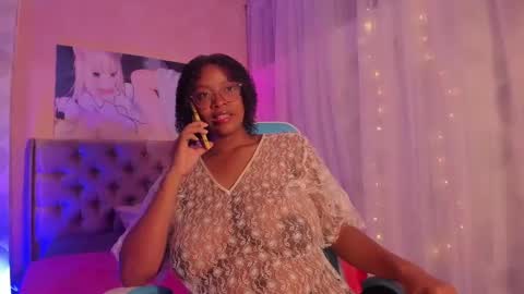 Snapshot of ebony_colombian chatting on 01-31-25, 01:01 Andrea online show from 01-31-25, 01:01