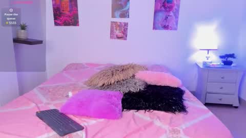 ebony_cute9 online show from 12-03-25, 03:14