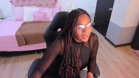 ebony_fantasy2 online show from 11-22-25, 11:31