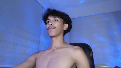 ebony_fuckboy online show from 09-26-25, 07:40