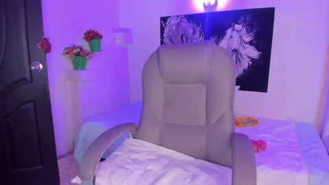 ebony_katterin online show from 01-21-25, 07:39