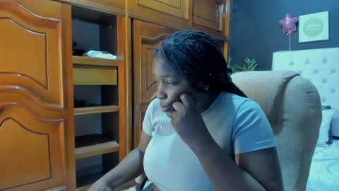 ebony_katterin online show from 04-13-26, 11:48