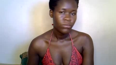 ebony_lynne online show from 06-18-26, 09:52