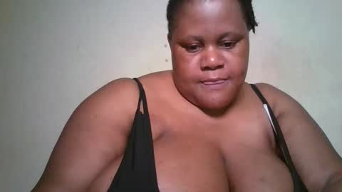 Snapshot of ebony_magixs chatting on 09-11-25, 09:37 ebony_magixs online show from 09-11-25, 09:37