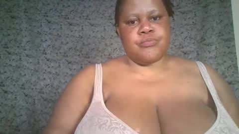 Snapshot of ebony_magixs chatting on 09-13-25, 07:19 ebony_magixs online show from 09-13-25, 07:19