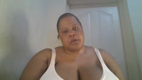 Snapshot of ebony_magixs chatting on 09-26-25, 05:55 ebony_magixs online show from 09-26-25, 05:55