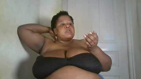 Snapshot of ebony_magixs chatting on 10-02-25, 07:37 ebony_magixs online show from 10-02-25, 07:37