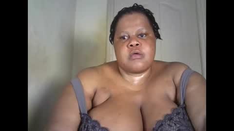 Snapshot of ebony_magixs chatting on 10-16-25, 03:07 ebony_magixs online show from 10-16-25, 03:07