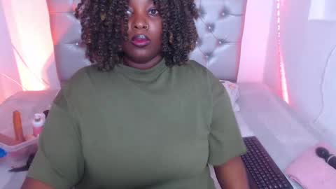 LINA  online show from 10-17-25, 03:31