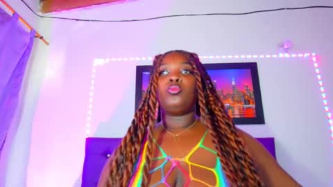 Snapshot of ebony_neighbormoans chatting on 11-10-25, 07:13 LINA online show from 11-10-25, 07:13