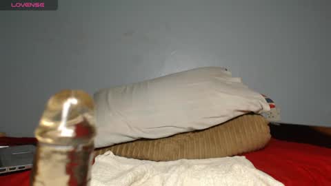EBONY PETITE online show from 05-13-26, 03:53