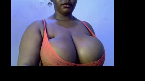 Snapshot of ebony_plumx12 chatting on 05-01-26, 06:34 Prisy online show from 05-01-26, 06:34