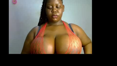 Snapshot of ebony_plumx12 chatting on 05-25-26, 08:48 Prisy online show from 05-25-26, 08:48