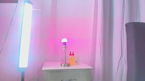 Snapshot of ebony_pregnant chatting on 12-15-25, 05:34 ebony_pregnant online show from 12-15-25, 05:34