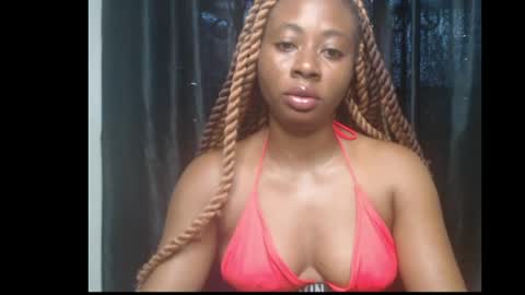 Snapshot of ebony_queenx chatting on 04-29-26, 09:13 Queen online show from 04-29-26, 09:13