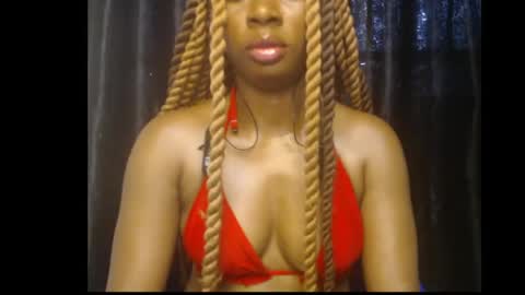 Snapshot of ebony_queenx chatting on 05-07-26, 09:36 Queen online show from 05-07-26, 09:36