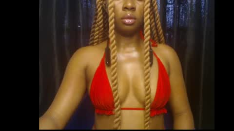 Snapshot of ebony_queenx chatting on 05-08-26, 09:36 Queen online show from 05-08-26, 09:36