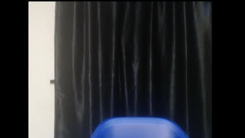 Snapshot of ebony_queenx chatting on 05-20-26, 10:05 Queen online show from 05-20-26, 10:05
