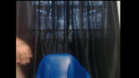 Snapshot of ebony_queenx chatting on 05-23-26, 09:35 Queen online show from 05-23-26, 09:35
