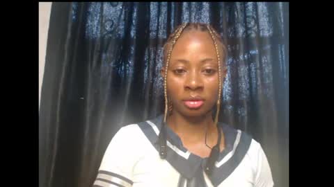 Snapshot of ebony_queenx chatting on 05-28-26, 09:06 Queen online show from 05-28-26, 09:06
