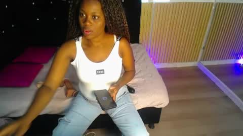 Snapshot of ebony_rizon chatting on 06-08-26, 02:06 ebony_rizon online show from 06-08-26, 02:06