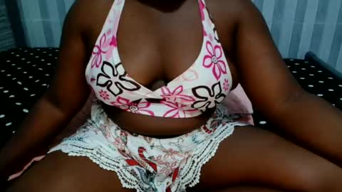 Snapshot of ebony_sabrina chatting on 06-16-26, 08:50 Sabrina online show from 06-16-26, 08:50