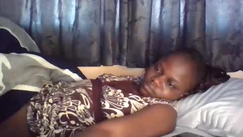 Snapshot of ebony_tasha chatting on 01-09-26, 07:00 tasha online show from 01-09-26, 07:00