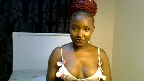 Snapshot of ebonybarbieee chatting on 06-27-26, 02:12 Barbie online show from 06-27-26, 02:12