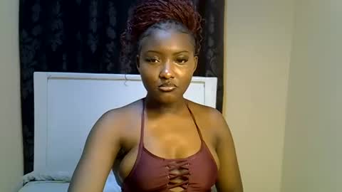 Snapshot of ebonybarbieee chatting on 07-14-26, 07:30 Barbie online show from 07-14-26, 07:30