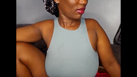 Snapshot of ebonycandymelani chatting on 10-12-25, 11:26 Ebony Melanie online show from 10-12-25, 11:26