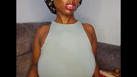 Snapshot of ebonycandymelani chatting on 11-15-25, 12:19 Ebony Melanie online show from 11-15-25, 12:19