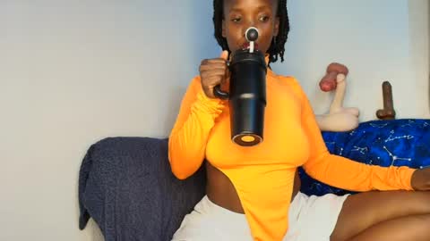Snapshot of ebonycandymelani chatting on 06-25-26, 09:52 Ebony Melanie online show from 06-25-26, 09:52