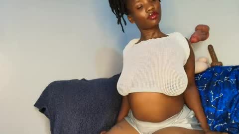 Snapshot of ebonycandymelani chatting on 07-09-26, 09:19 Ebony Melanie online show from 07-09-26, 09:19
