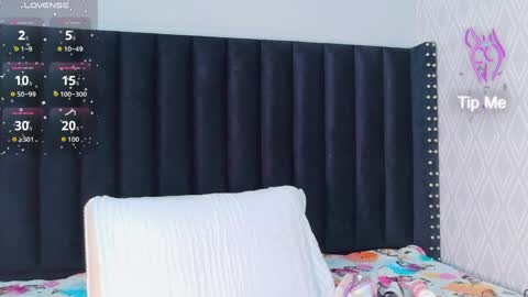 ebonycoworker online show from 04-06-26, 07:37