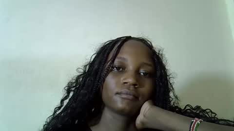 Snapshot of ebonycutegal4 chatting on 12-17-25, 07:03 MELLEN online show from 12-17-25, 07:03