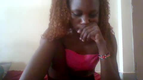 Snapshot of ebonycutegal4 chatting on 05-20-26, 09:15 MELLEN online show from 05-20-26, 09:15