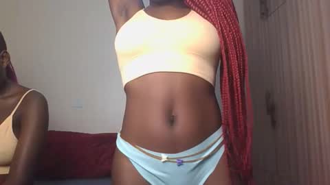 Snapshot of ebonydreamgirl_ chatting on 09-24-25, 05:38 ebonydreamgirl_ online show from 09-24-25, 05:38