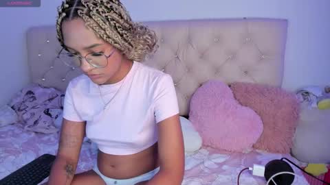 Queen Ebony online show from 02-26-26, 04:17