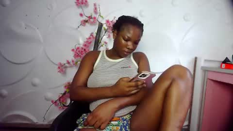 Snapshot of ebonykissxx chatting on 06-10-26, 10:03 ebonykissxx online show from 06-10-26, 10:03