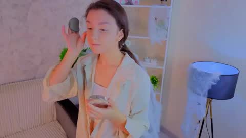 Snapshot of ebonyleibenstein chatting on 10-29-25, 03:20 Milly online show from 10-29-25, 03:20