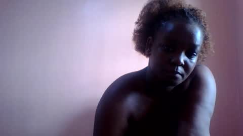 Snapshot of ebonymayahh chatting on 06-27-26, 12:22 ebonymayahh online show from 06-27-26, 12:22