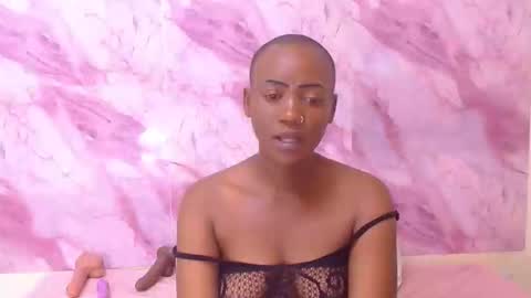 Snapshot of ebonyolive69 chatting on 09-11-25, 06:30 Cindy online show from 09-11-25, 06:30