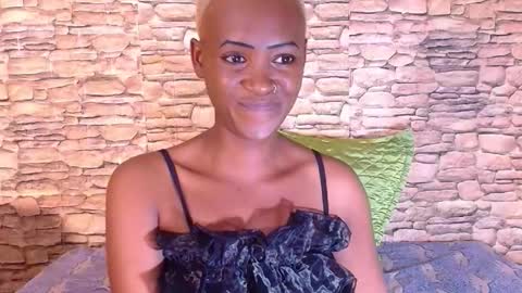 Snapshot of ebonyolive69 chatting on 10-06-25, 06:16 Cindy online show from 10-06-25, 06:16