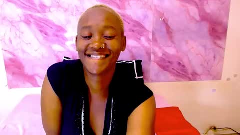 Snapshot of ebonyolive69 chatting on 10-19-25, 05:24 Cindy online show from 10-19-25, 05:24