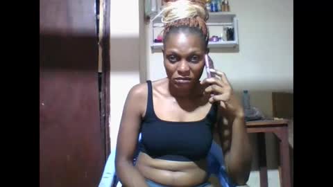 Snapshot of ebonyqueen4 chatting on 06-08-26, 06:36 JACKLINE online show from 06-08-26, 06:36