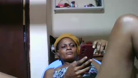 Snapshot of ebonyqueen4 chatting on 06-16-26, 07:00 JACKLINE online show from 06-16-26, 07:00