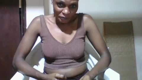 Snapshot of ebonyqueen4 chatting on 07-17-26, 08:43 JACKLINE online show from 07-17-26, 08:43
