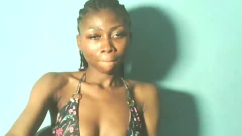 Snapshot of ebonyxxbabe chatting on 10-01-25, 12:27 ebonyxxbabe online show from 10-01-25, 12:27