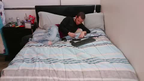 eclipticice94 online show from 12-01-25, 06:29